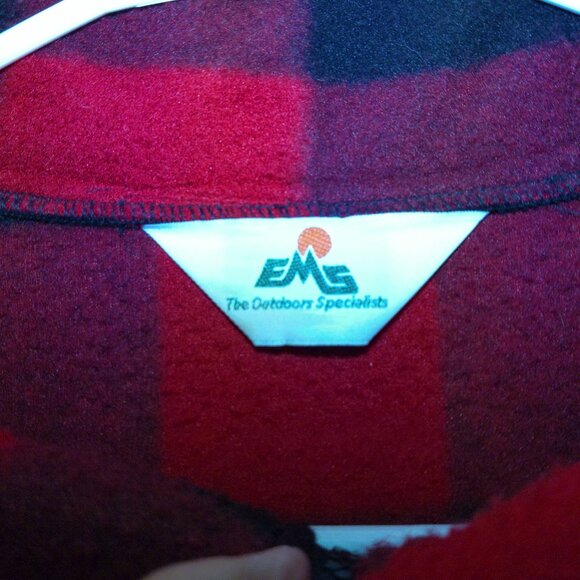 Vintage EMG Buffalo Plaid Fleece Pullover Half Zip Red Black – Size Small - Picture 3 of 4